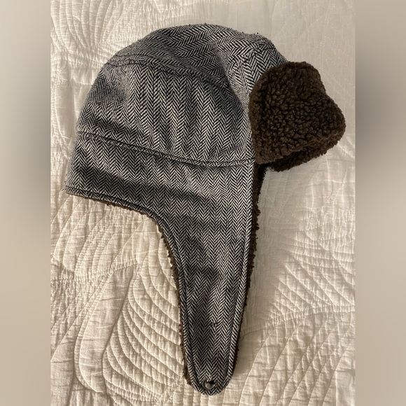 Puma Trapper Winter Hat - Picture 3 of 6